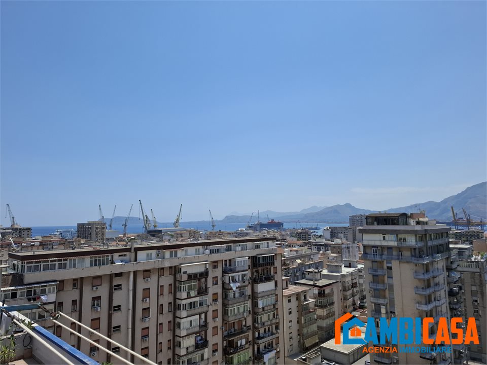 Quadrilocale in vendita a Palermo