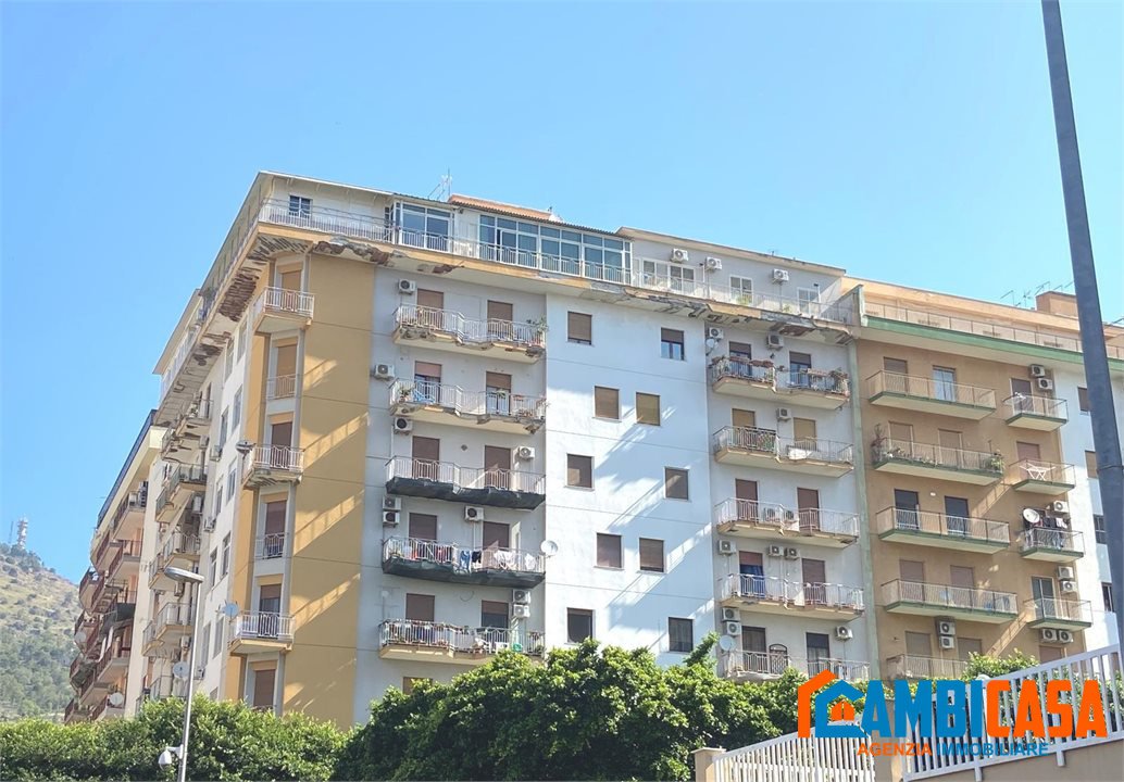 Quadrilocale in vendita a Palermo
