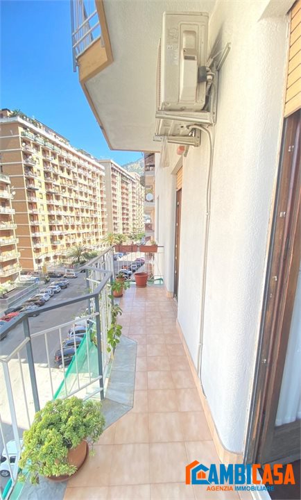 Quadrilocale in vendita a Palermo