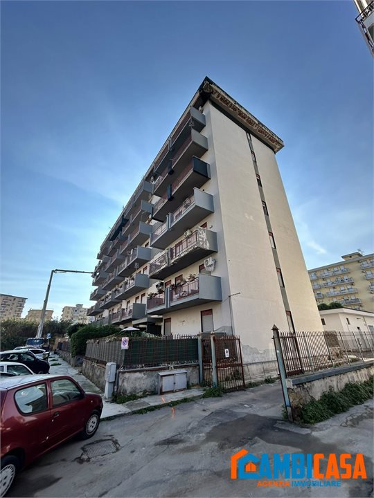 Quadrilocale in vendita a Palermo