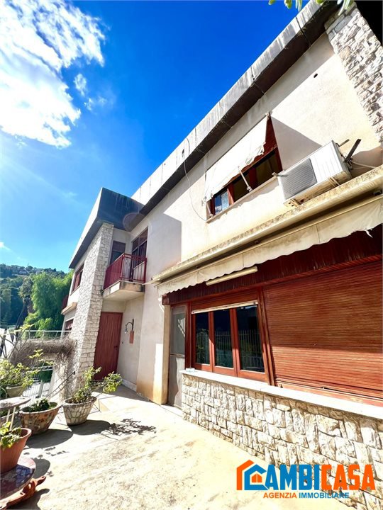 Villa in vendita a Palermo