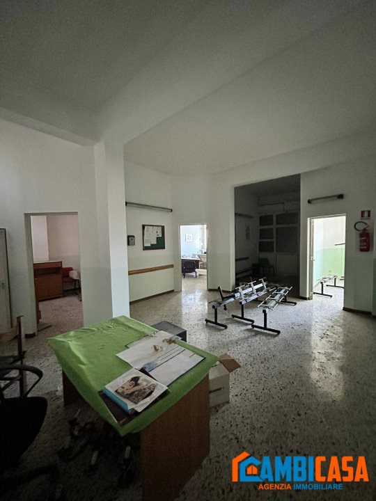 Locale commerciale in vendita a Palermo