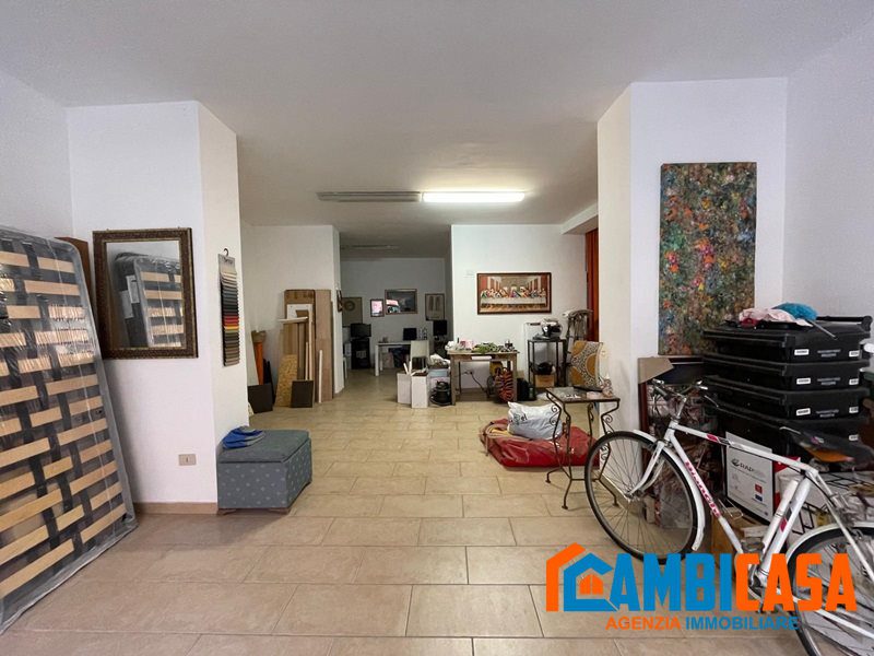 Magazzino in vendita a Palermo
