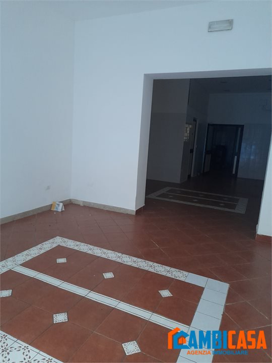 Locale commerciale in vendita a Palermo