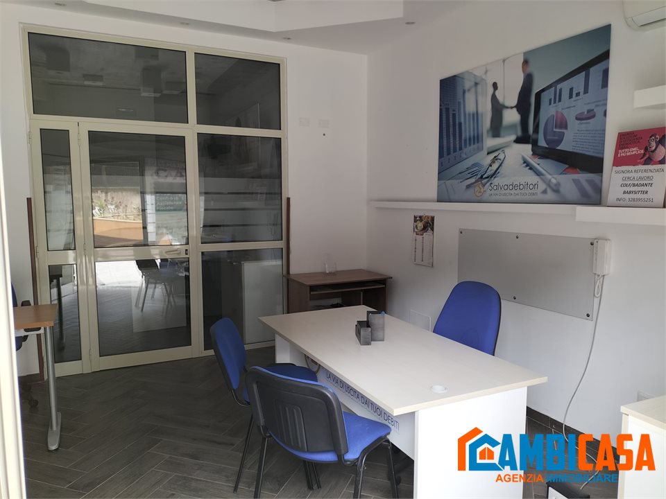 Locale commerciale in affitto a Palermo