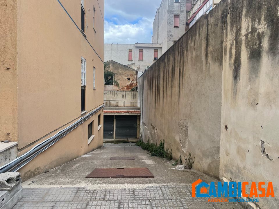 Box/Garage 18mq in vendita a Palermo