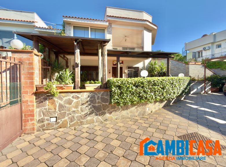 Villa in vendita a Isola delle Femmine