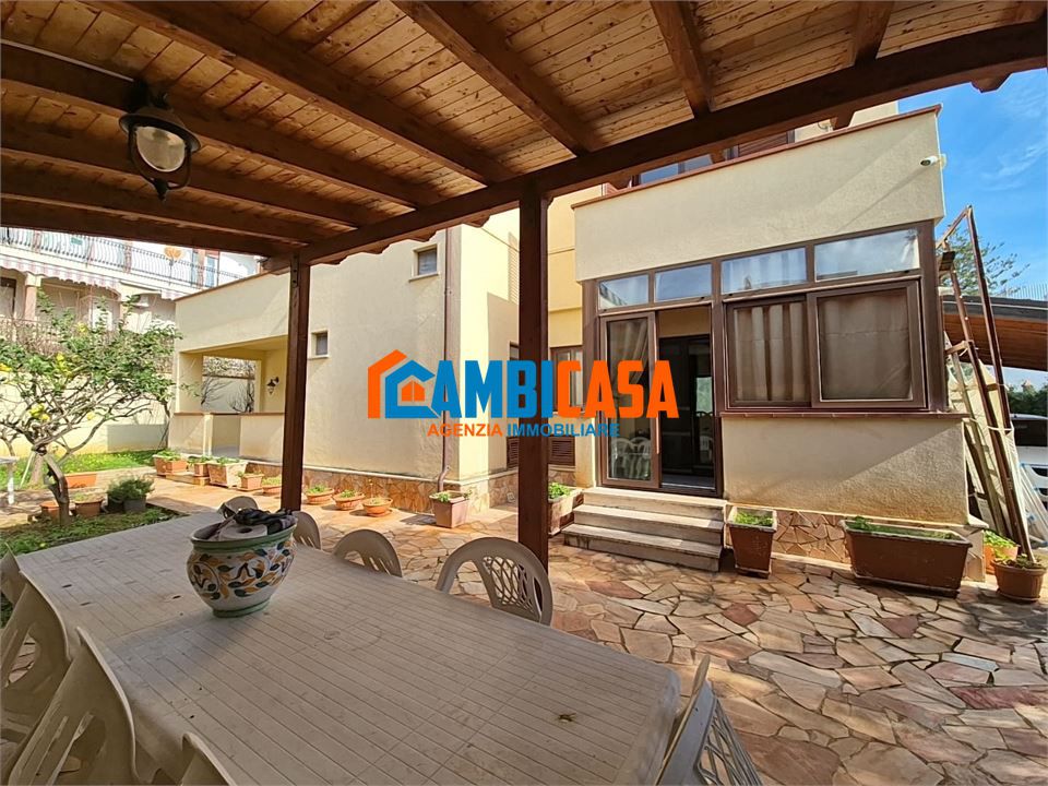 Villa in vendita, Palermo mondello