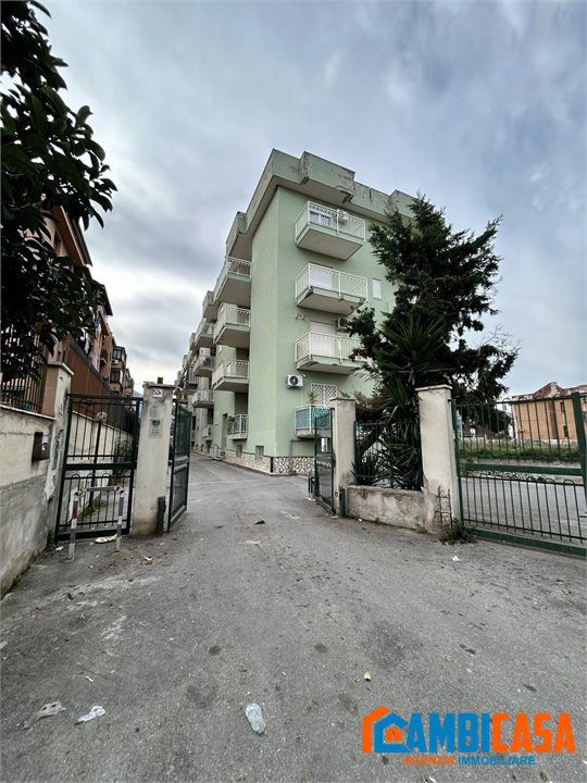 Magazzino in vendita a Ficarazzi