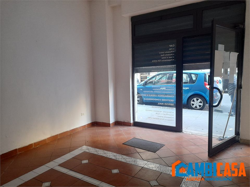 locale commerciale in vendita a Palermo