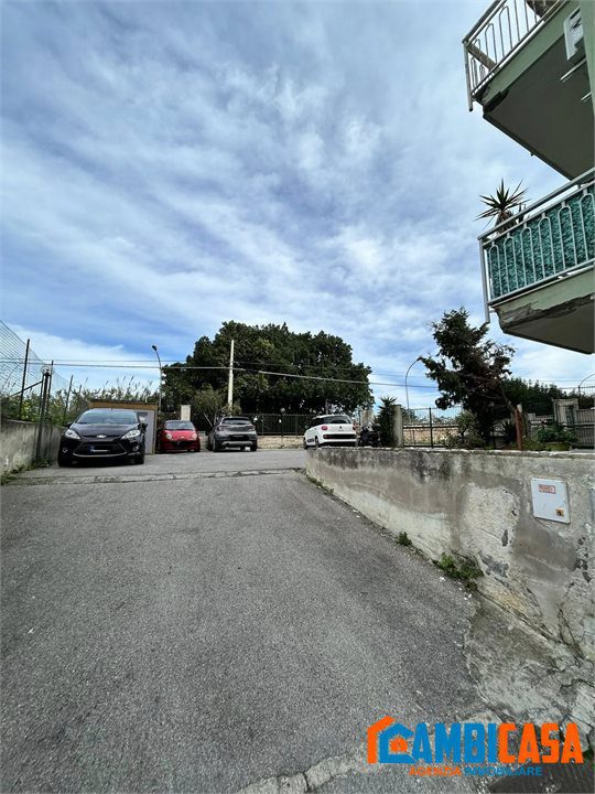 Magazzino in vendita a Ficarazzi