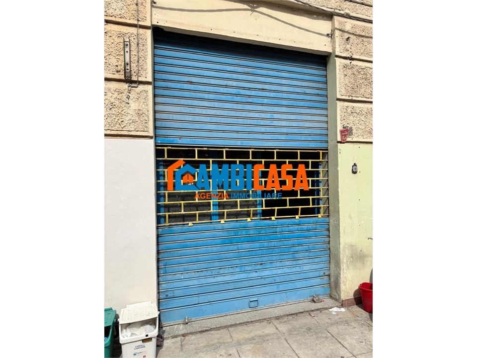 Locale commerciale in vendita a Palermo