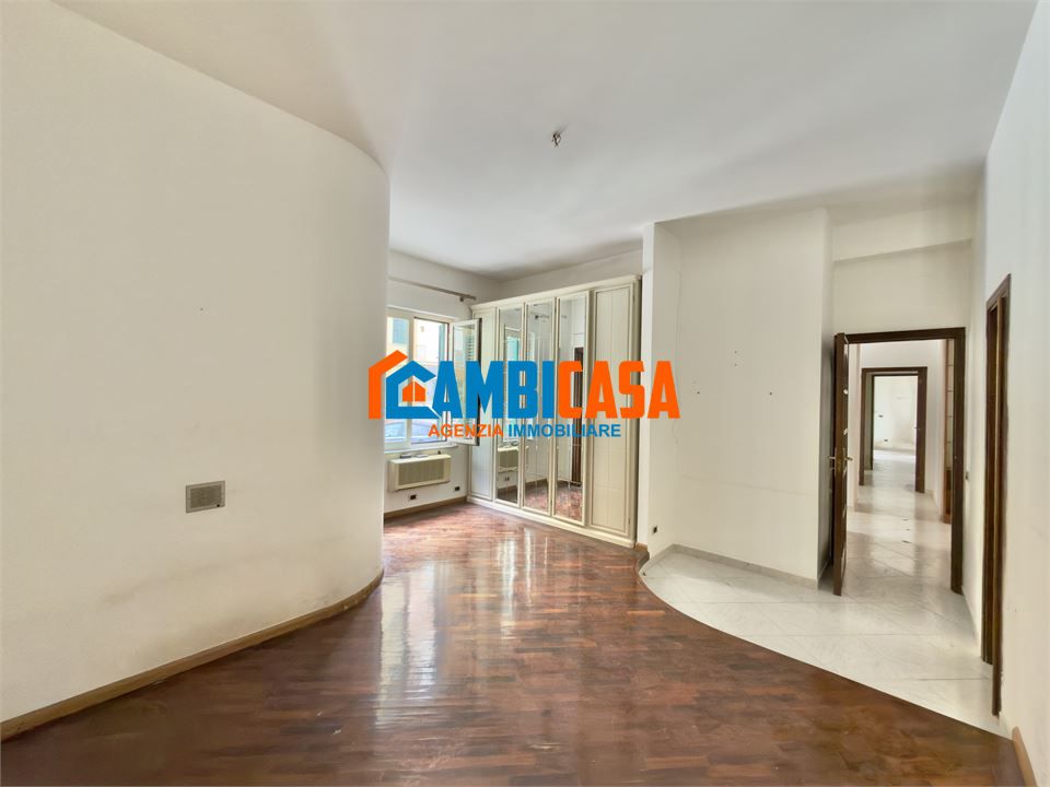 Quadrilocale in vendita a Palermo