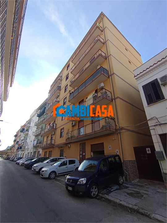 Quadrilocale in vendita a Ficarazzi