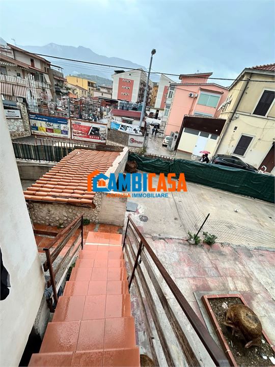 Quadrilocale in affitto a Palermo