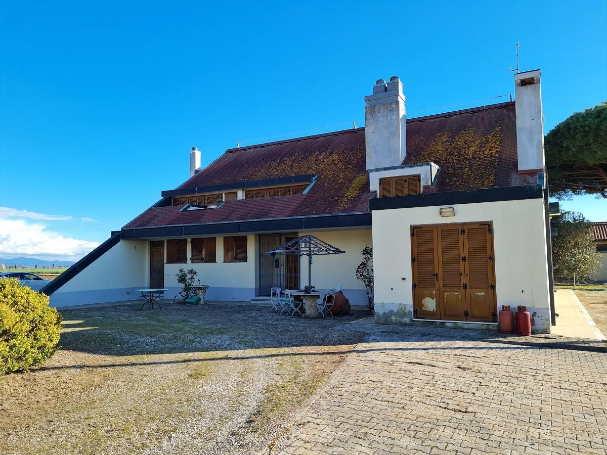 Villa Bifamiliare con giardino a Piombino