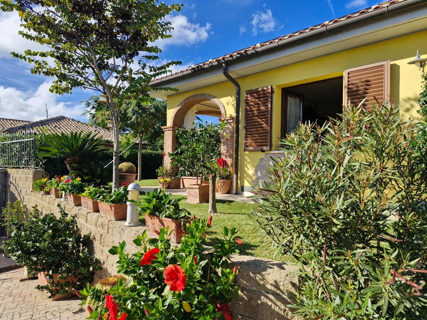 Casa indipendente in vendita, Piombino salivoli