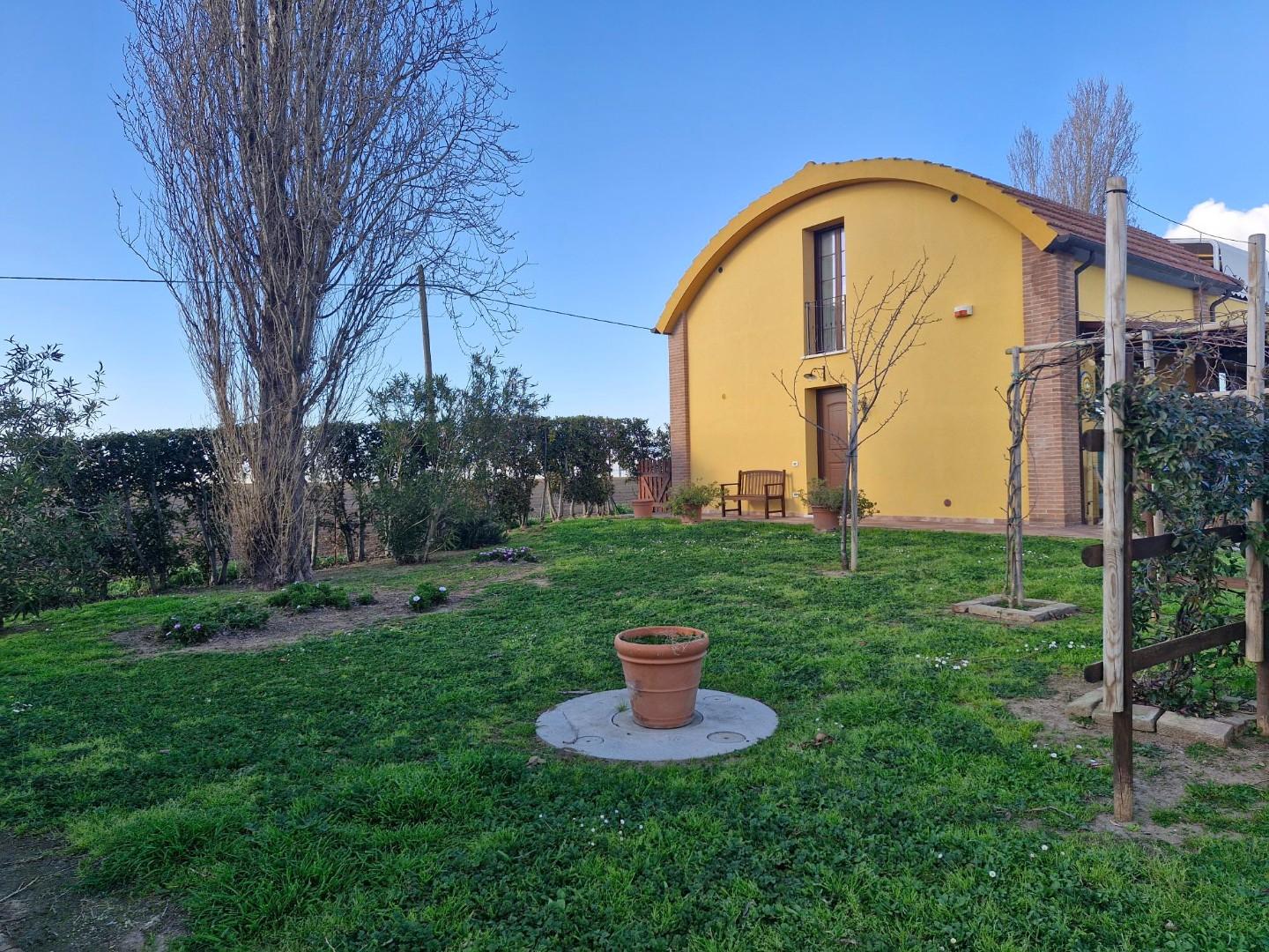 Villa Bifamiliare con giardino, Campiglia Marittima venturina terme