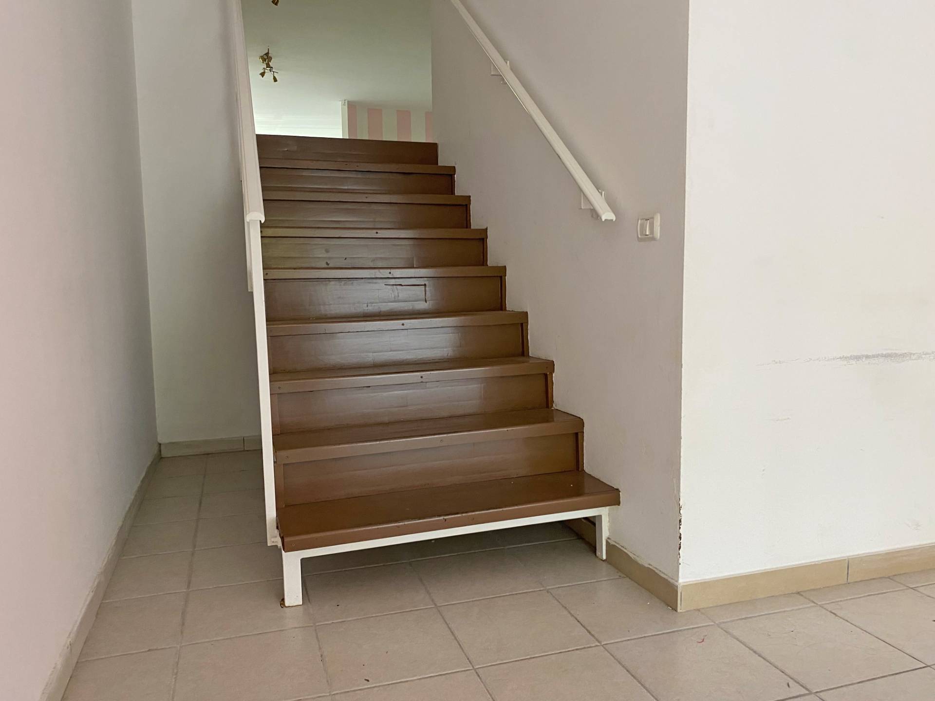 Locale commerciale in affitto a Giulianova, Giulianova Lido