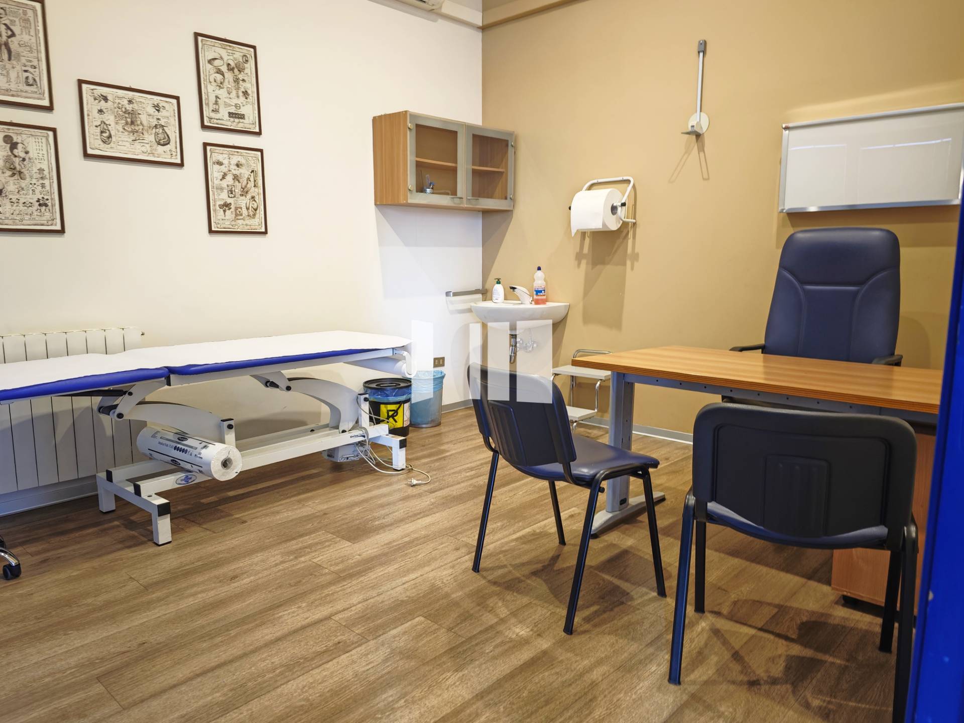 Studio/Ufficio in vendita a Giulianova, Giulianova Lido