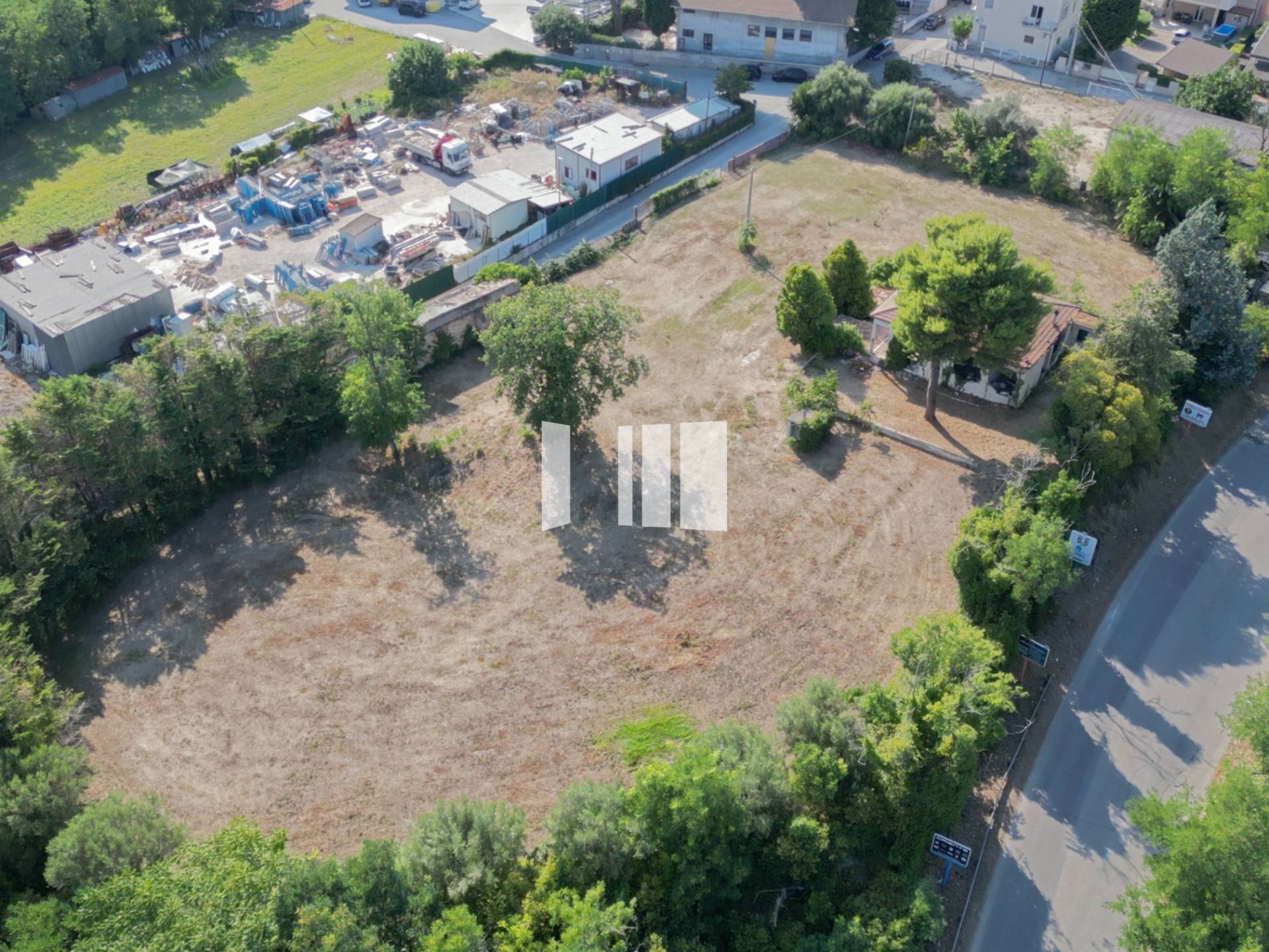 Terreno edificabile in vendita a Giulianova, Giulianova Lido