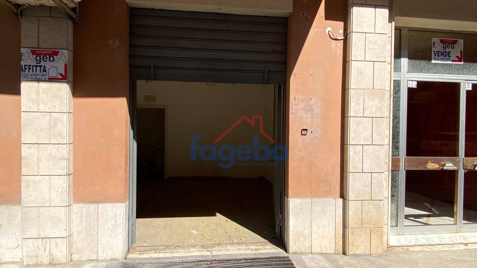 Locale commerciale in affitto a Trani, CENTRO