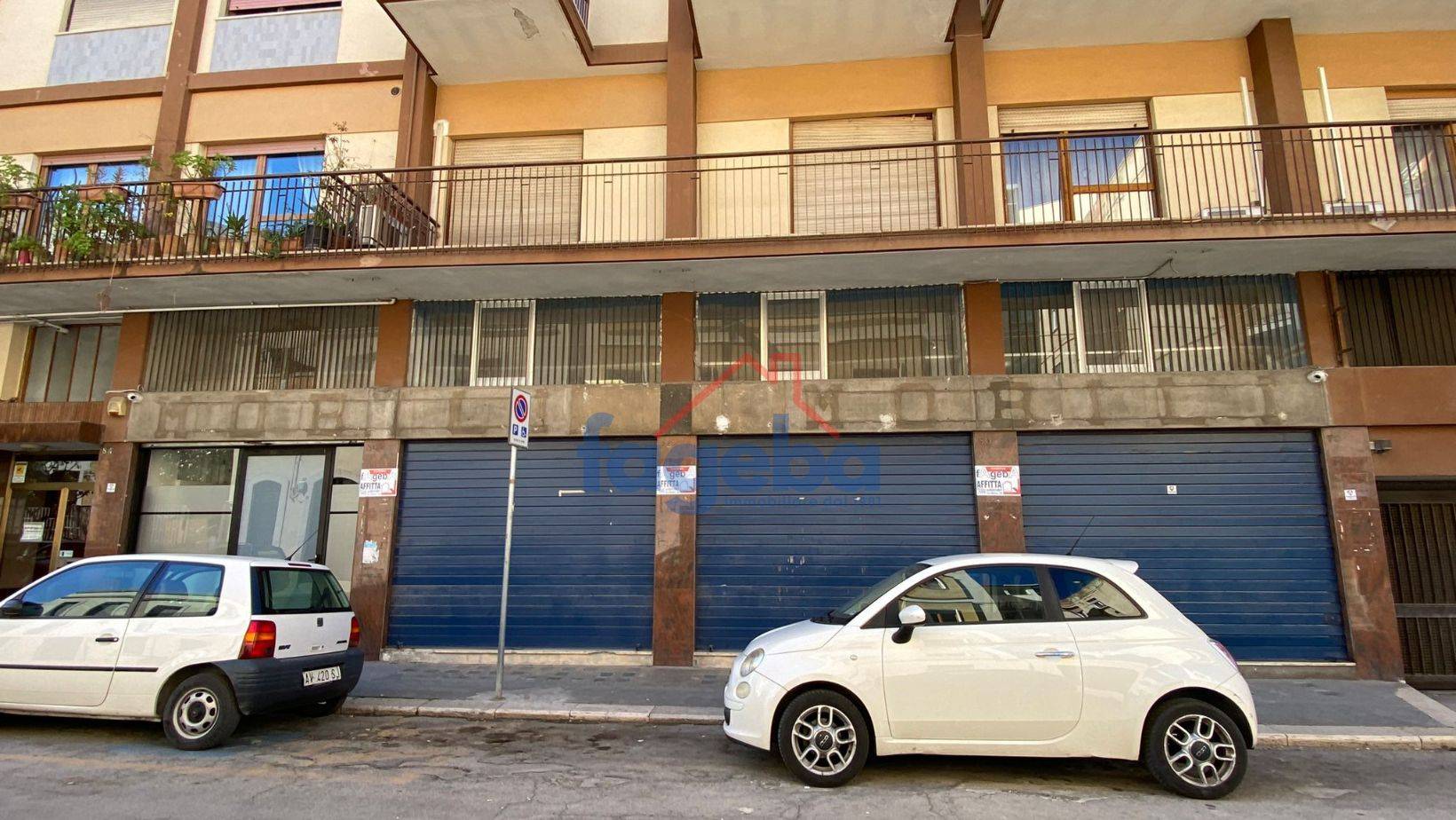 Locale commerciale in affitto a Trani, CENTRO