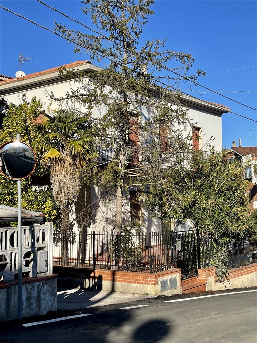 Casa indipendente in vendita in via michetti, Scafa