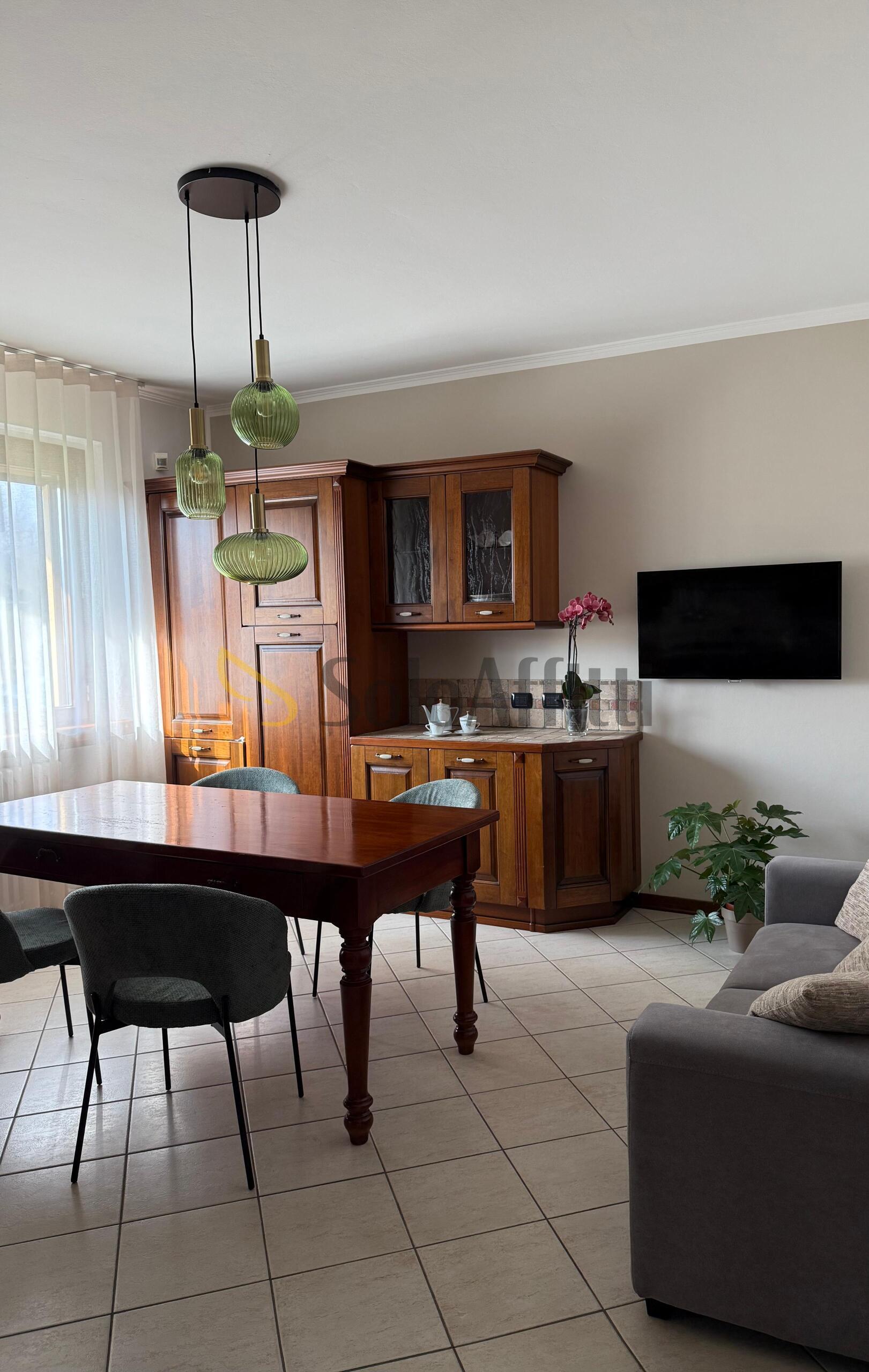 Bilocale in affitto in via giuseppe mazzini 20, Montano Lucino