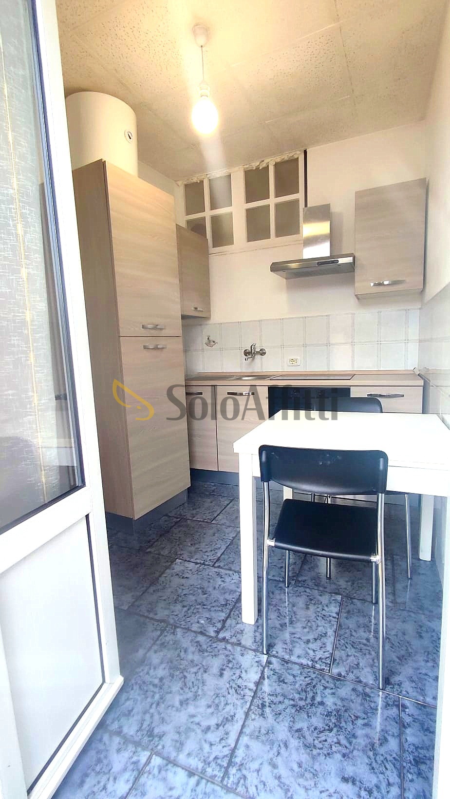 Appartamento da ristrutturare in via c.da casarico 4, Grandate