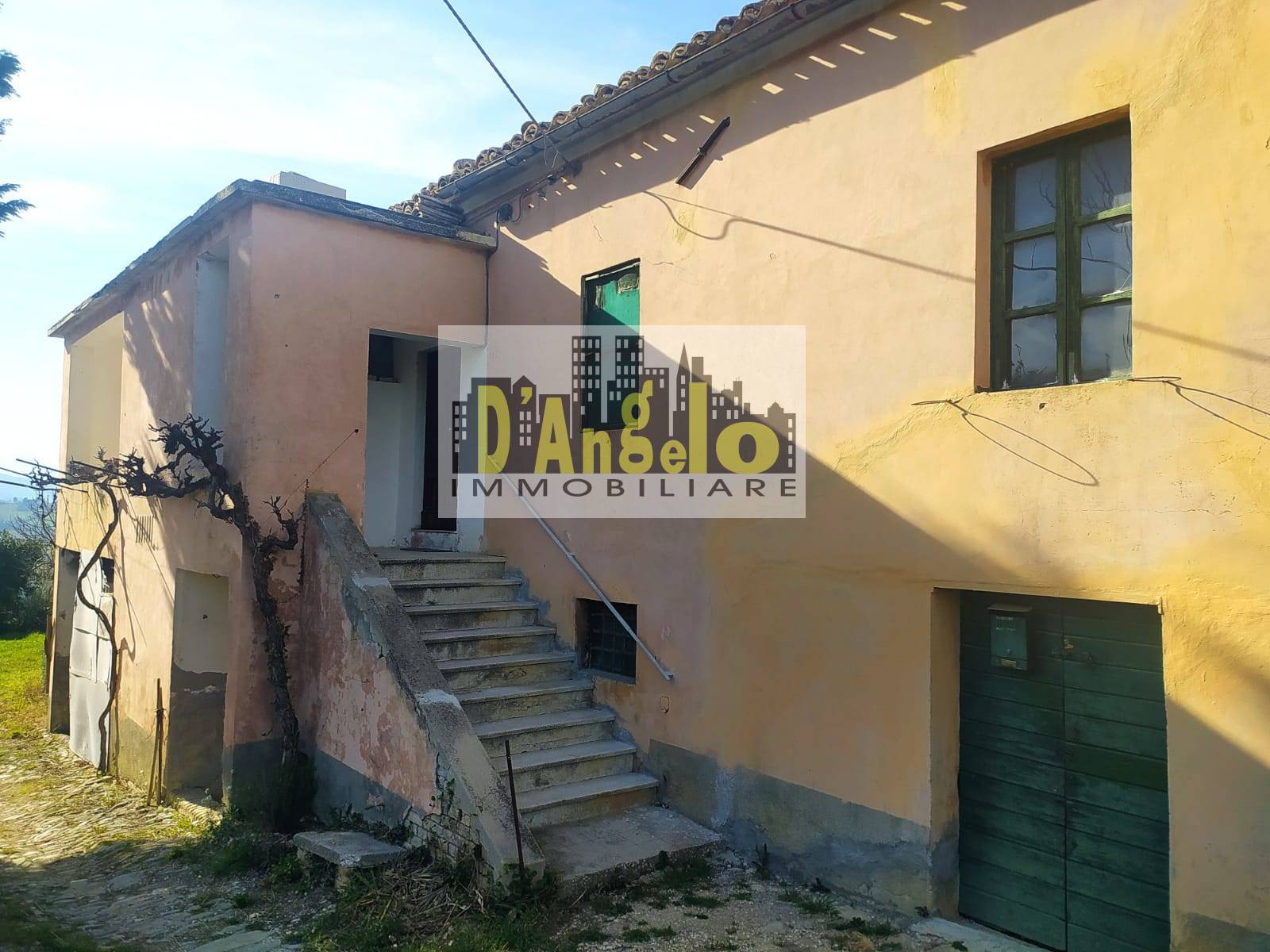 Casa singola in vendita a Offida