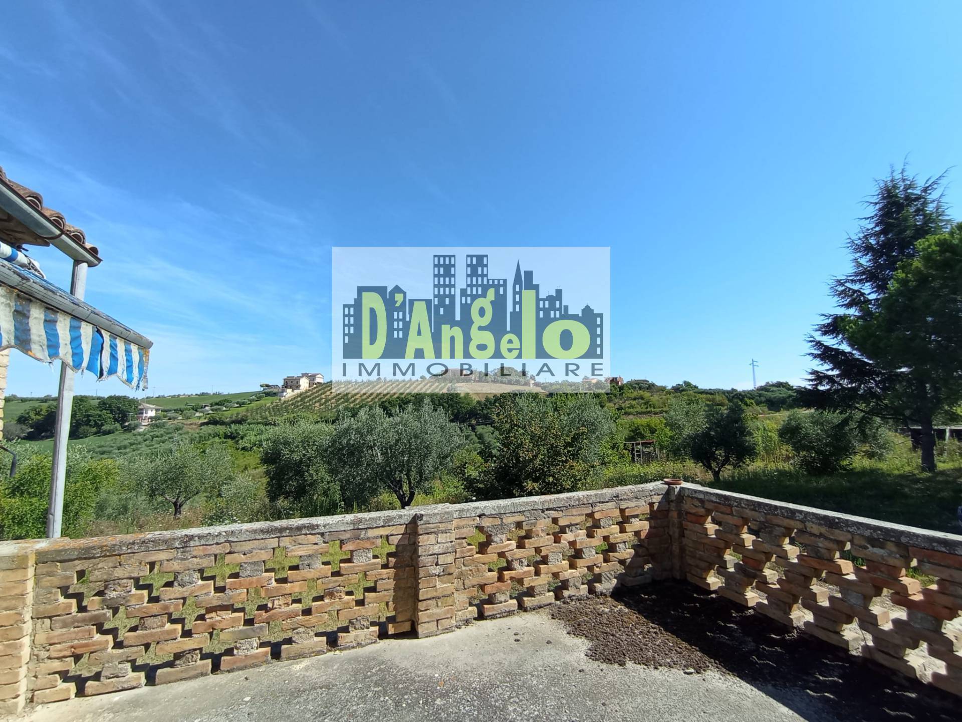 Rustico in vendita a Monsampolo del Tronto, Monsampolo