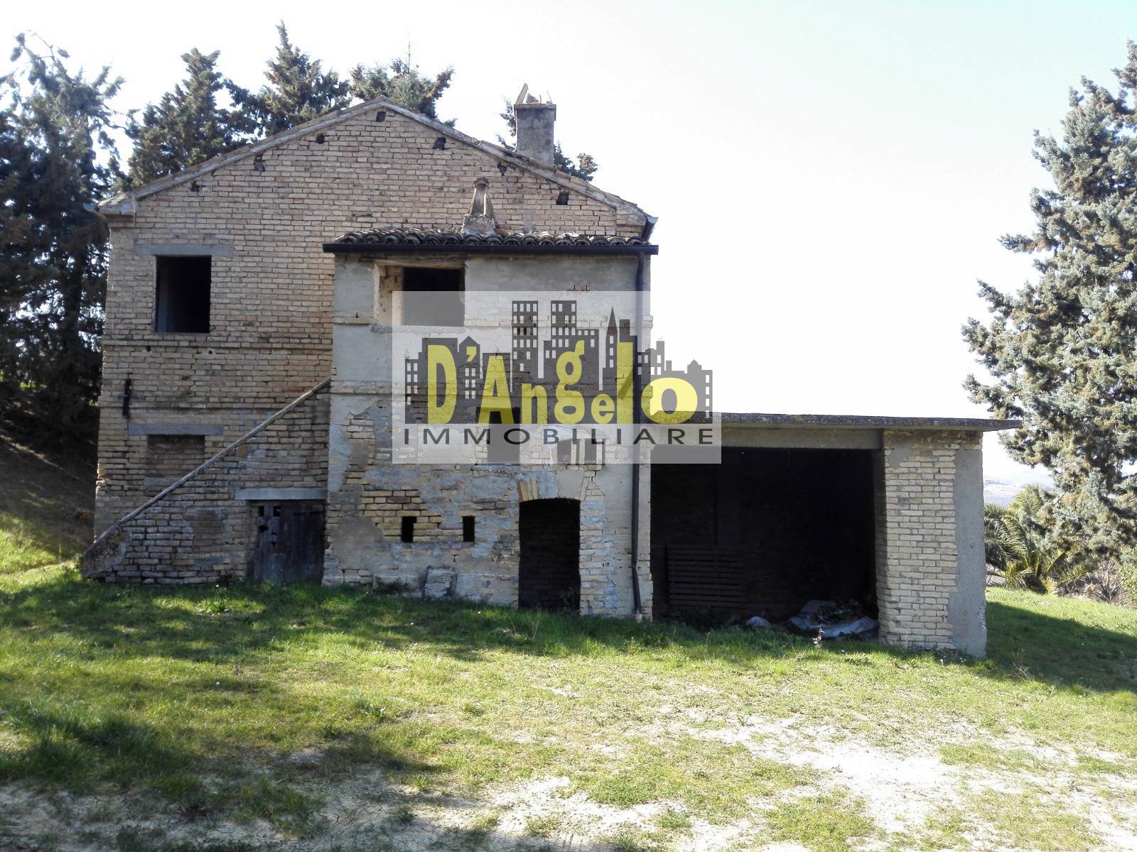 Casa singola in vendita a Offida