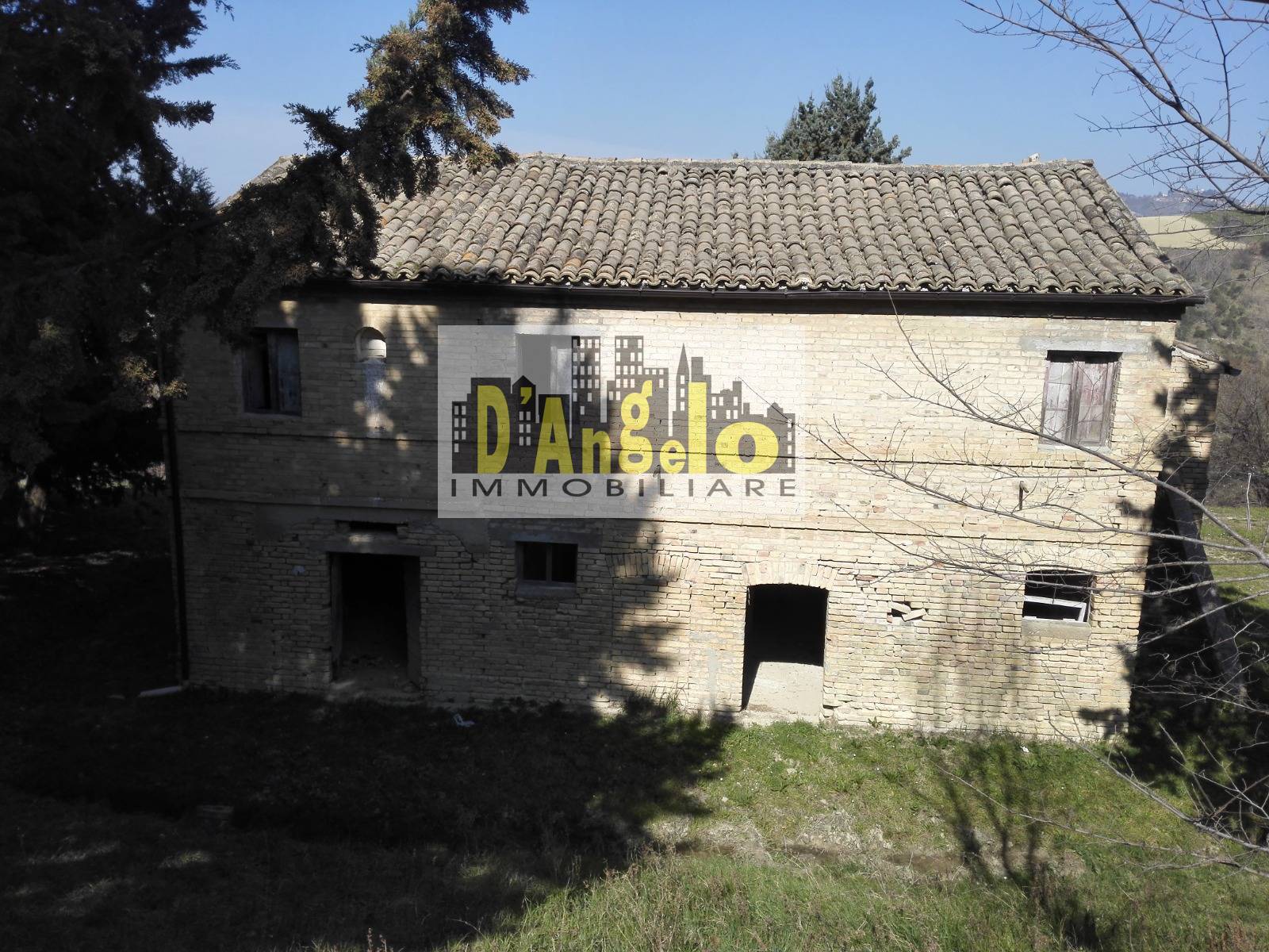 Casa singola in vendita a Offida