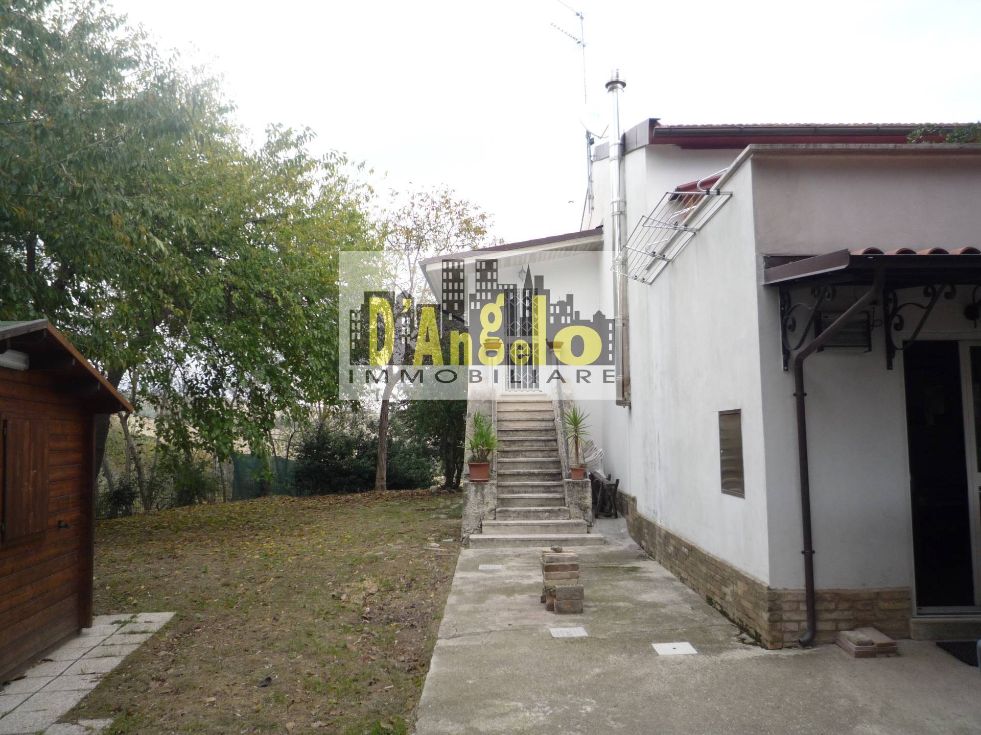 Casa singola in vendita a Castignano