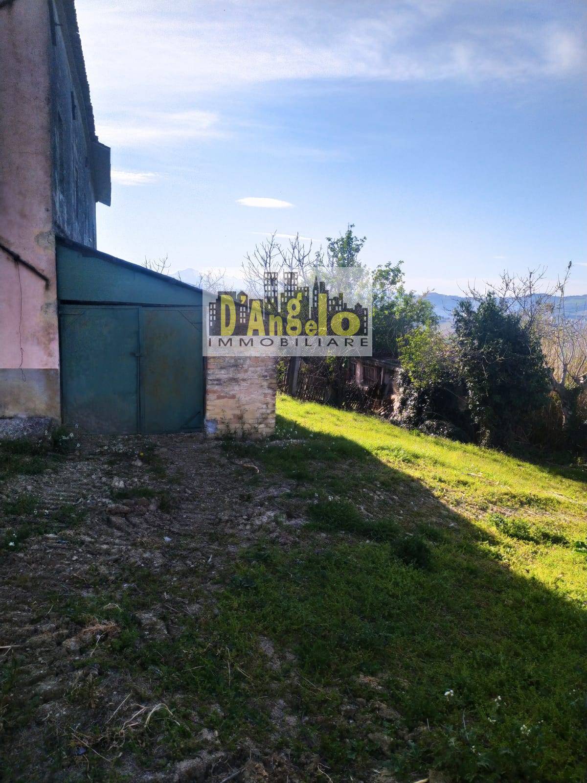 Casa singola in vendita a Offida