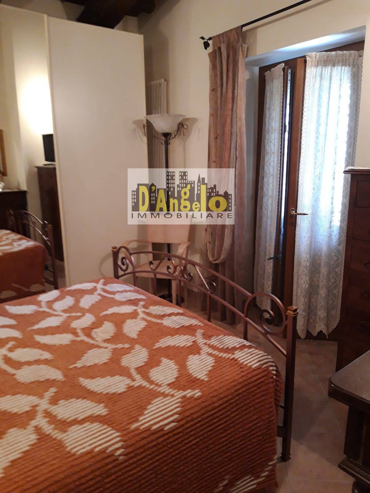 Casa singola in vendita a Rotella, Capradosso