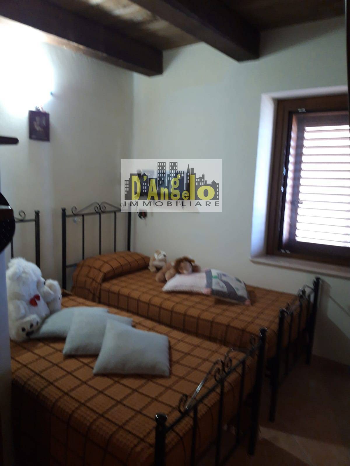 Casa singola in vendita a Rotella, Capradosso