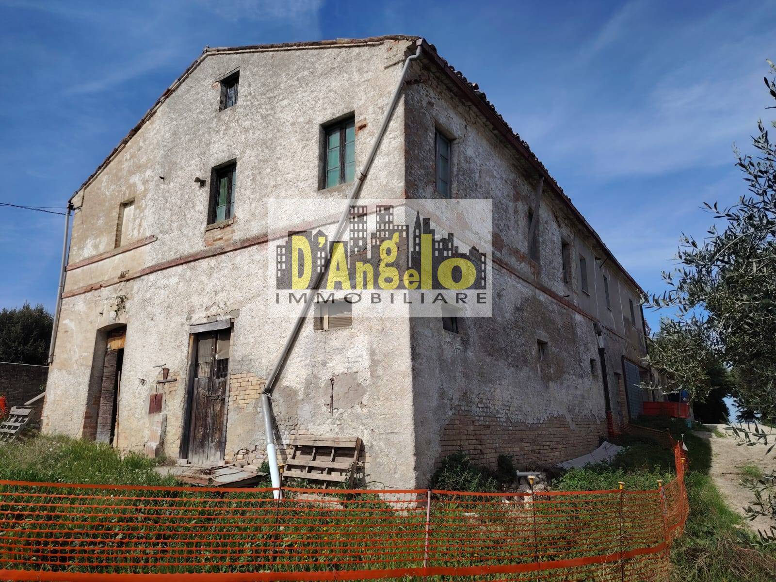 Rustico in vendita a Cossignano