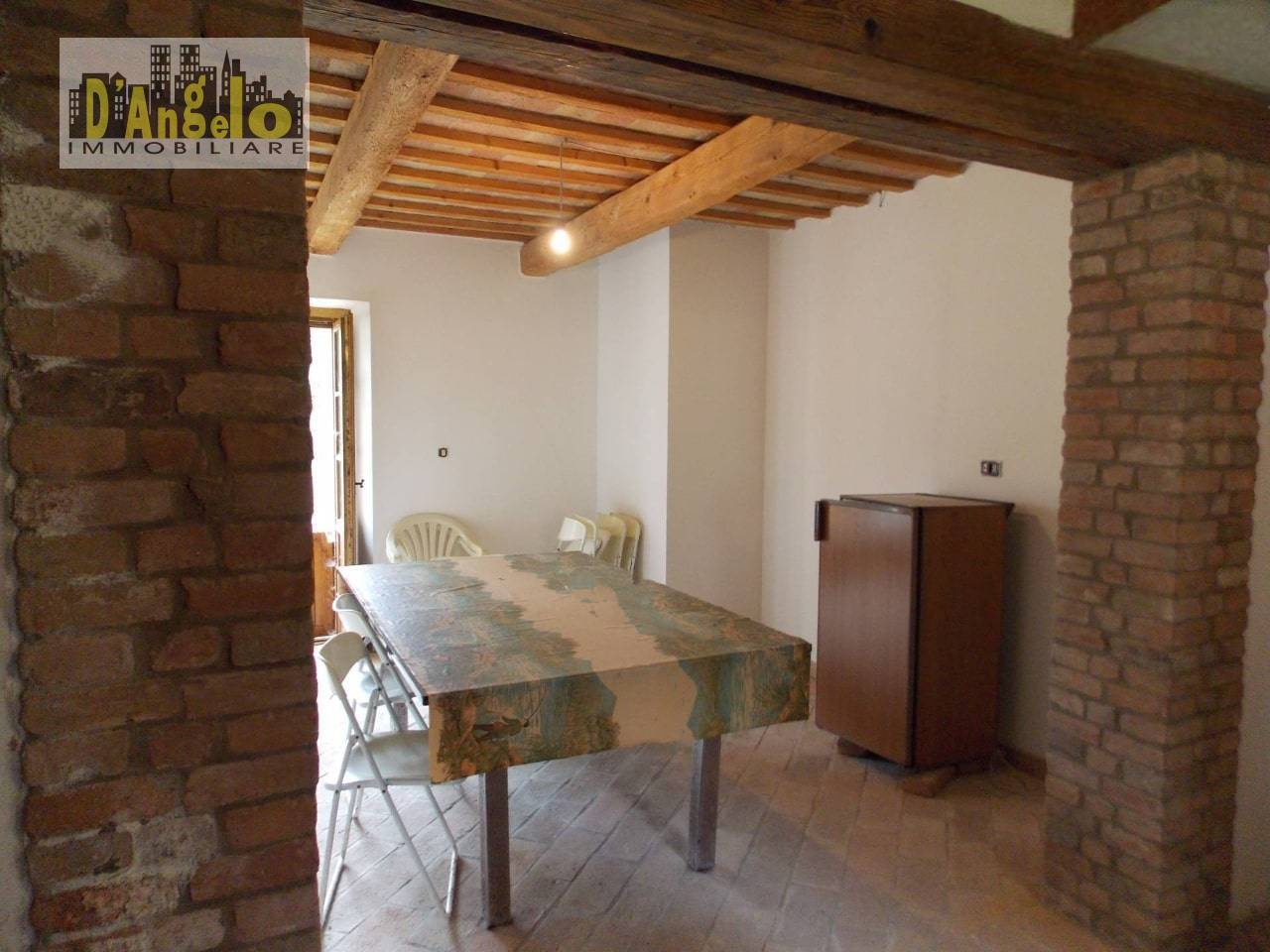 Villino in vendita a Sarnano