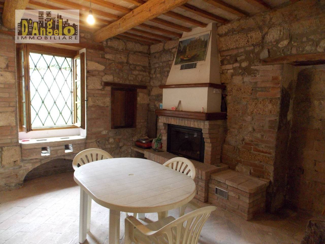 Villino in vendita a Sarnano