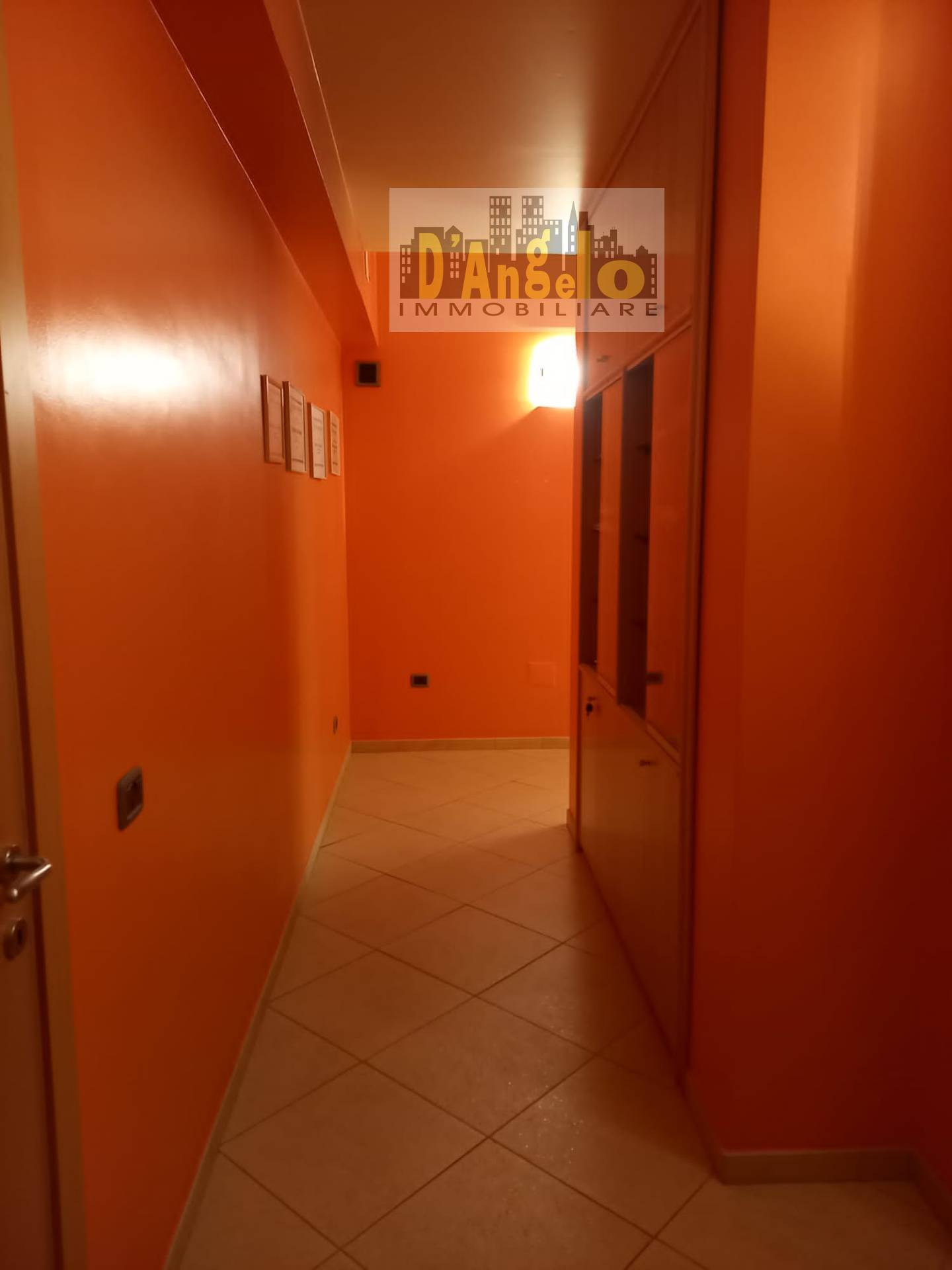 Locale commerciale in affitto a Offida