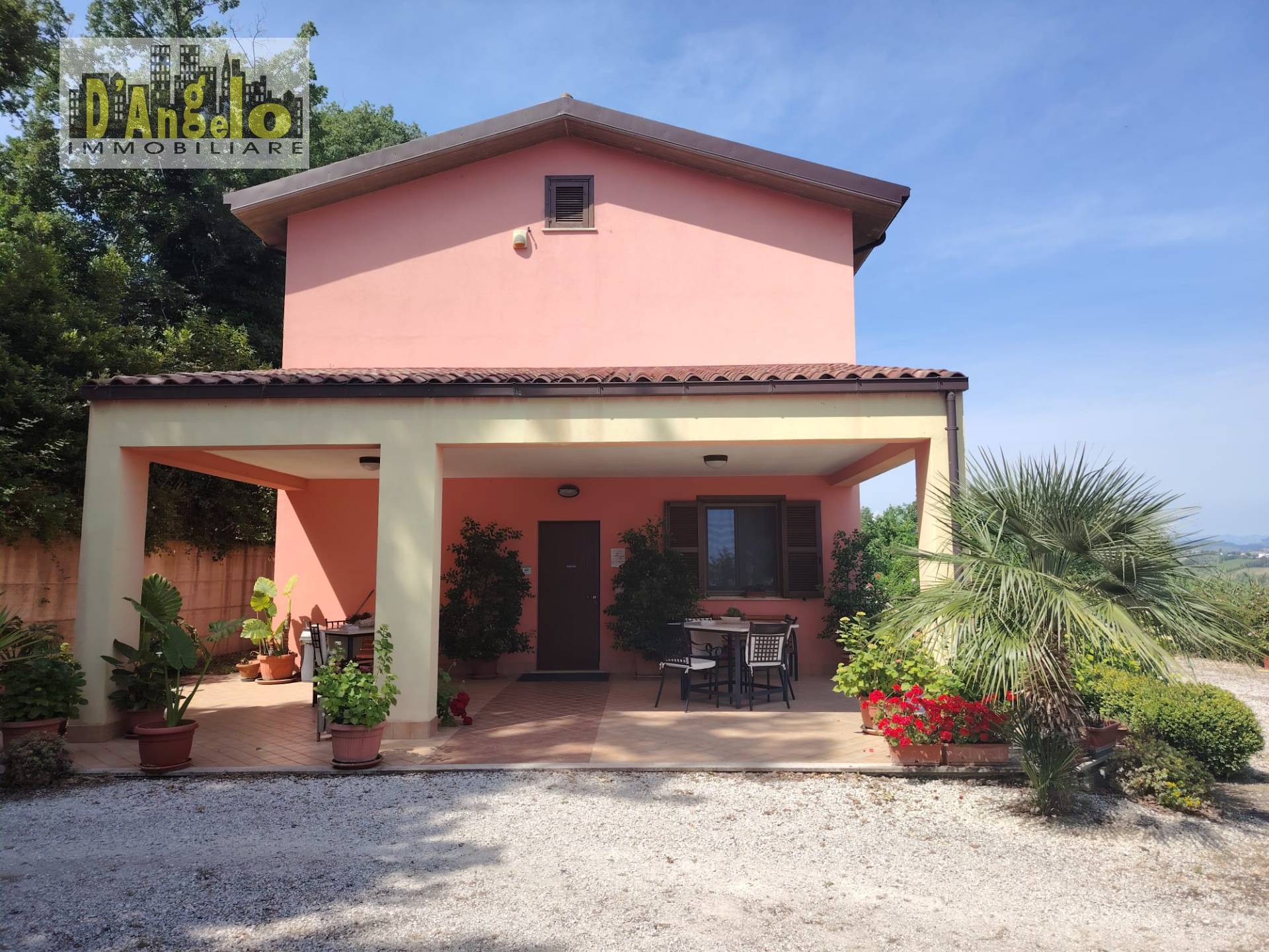 Villa in vendita a Offida