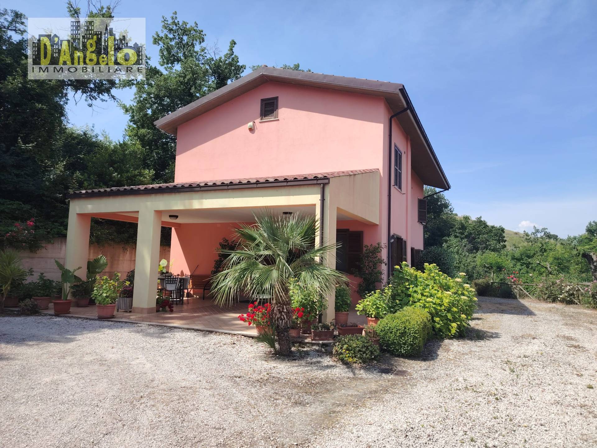 Villa in vendita a Offida
