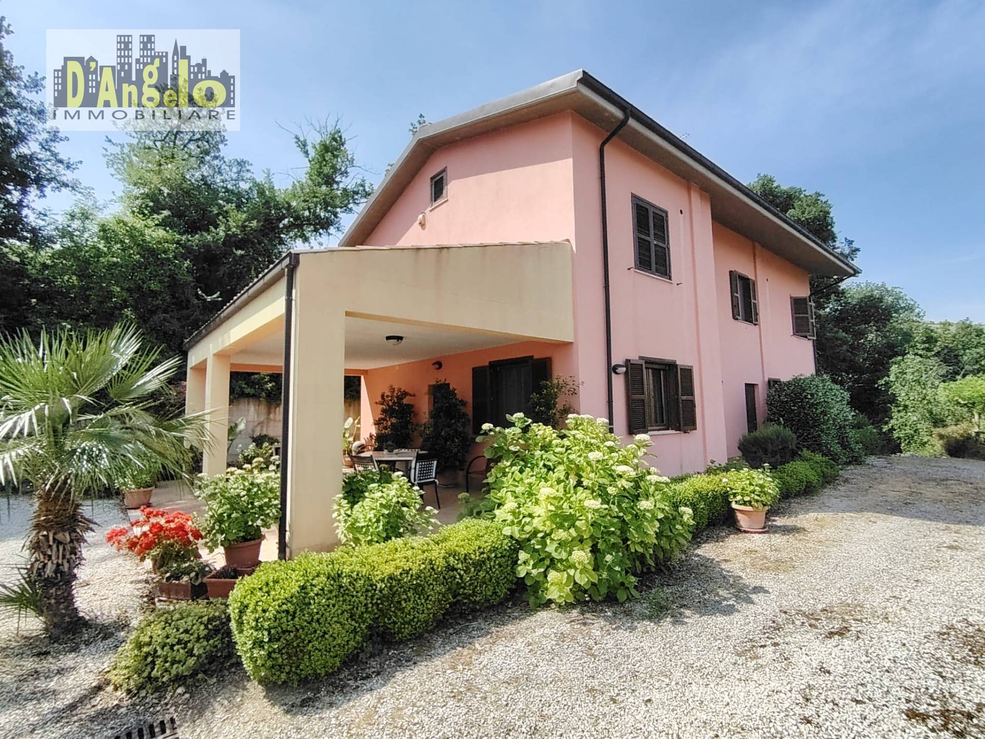 Villa in vendita a Offida