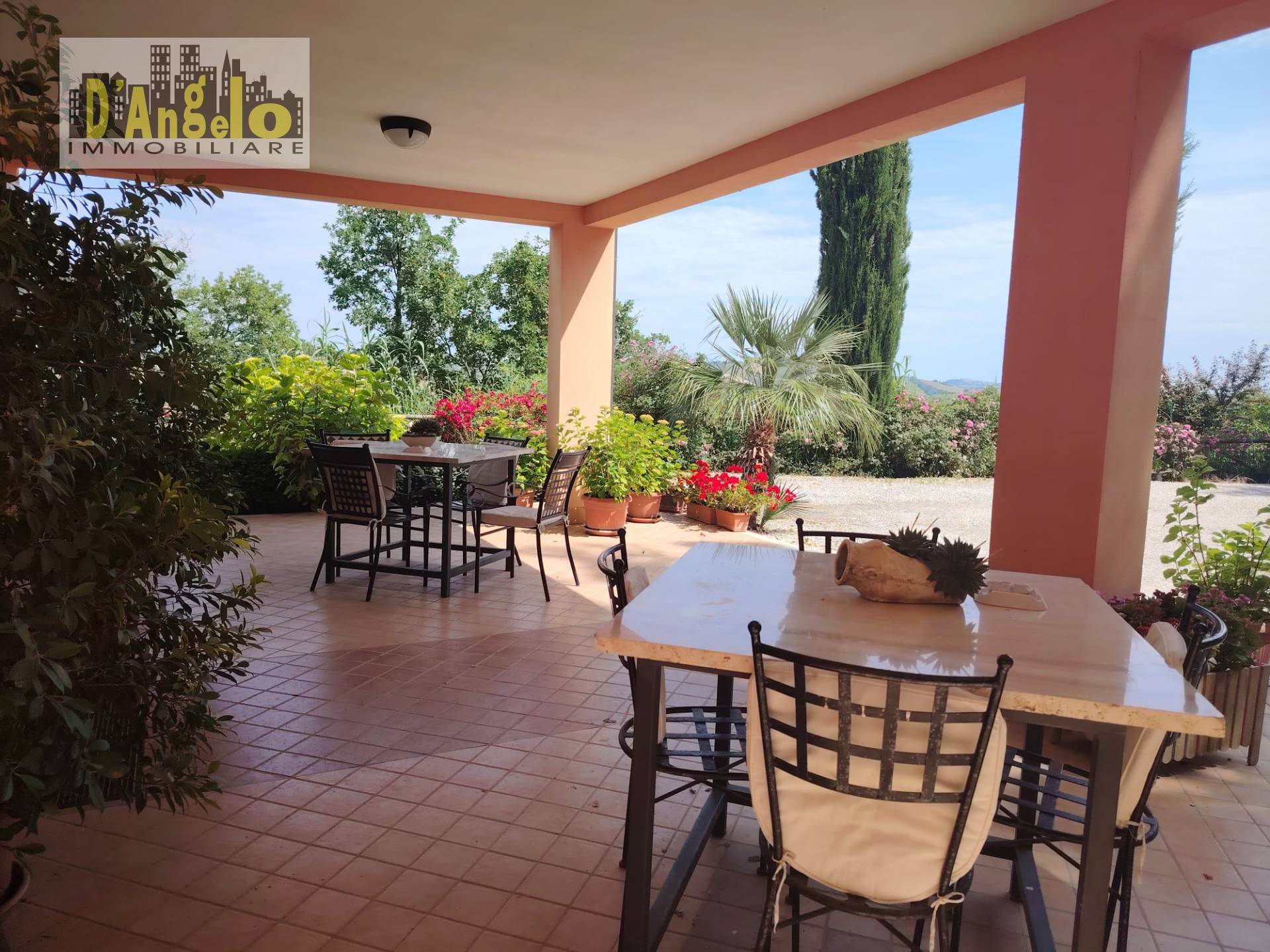 Villa in vendita a Offida