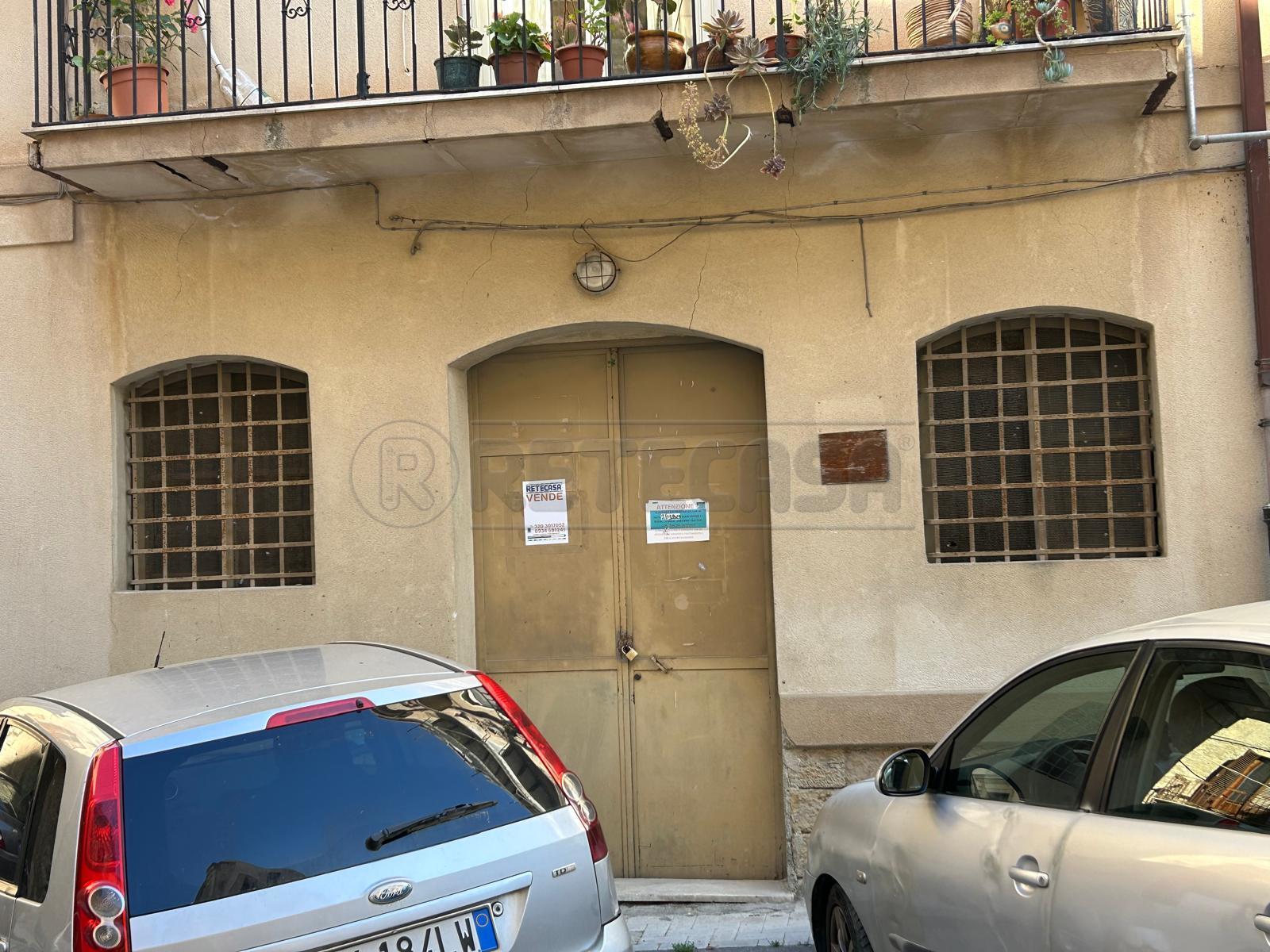 Bilocale in vendita in via patern 6, Caltanissetta