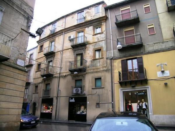 Bilocale ristrutturato in viale conte testasecca 41, Caltanissetta