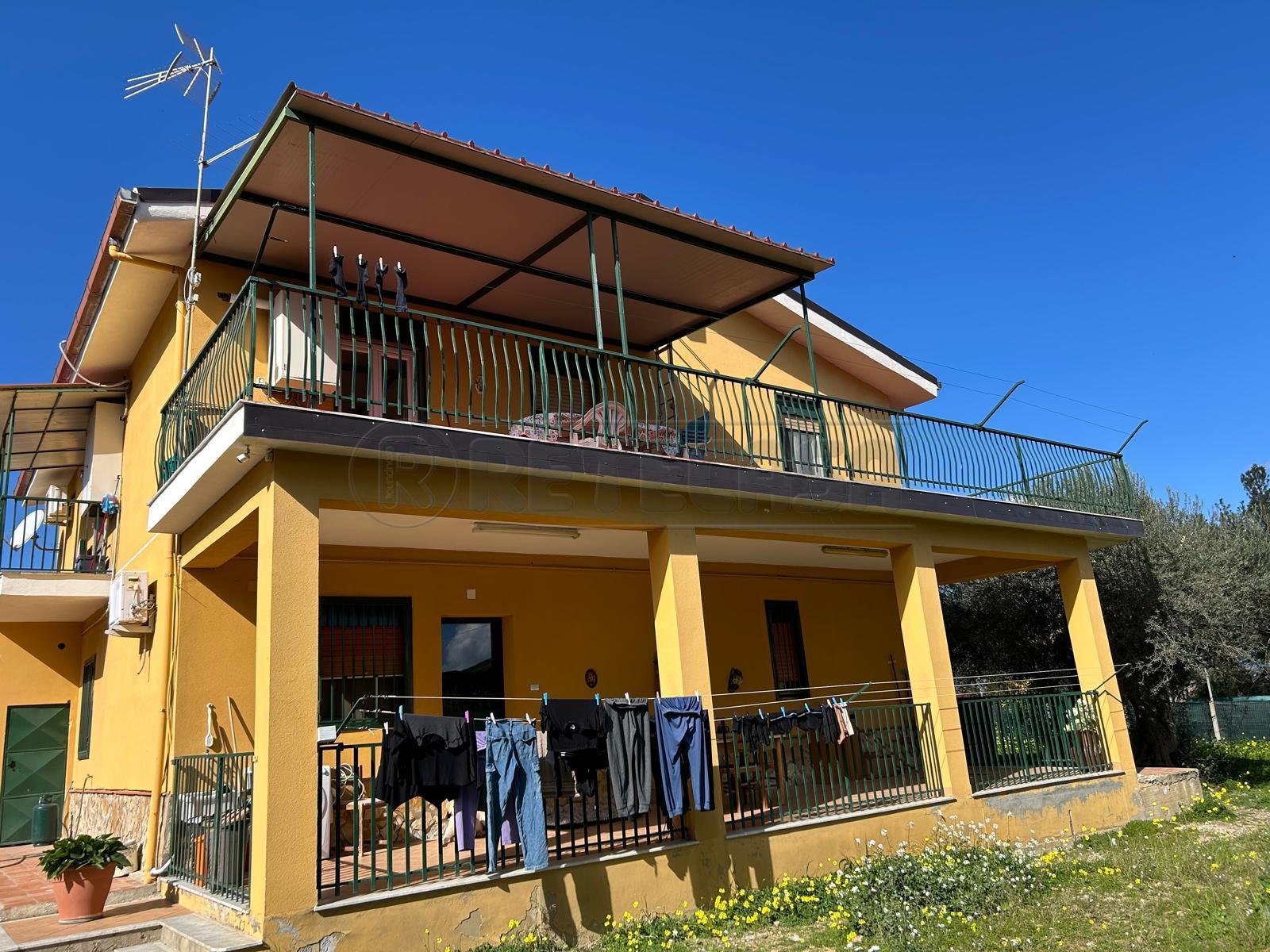 Quadrilocale con terrazzo in contrada gibara, Caltanissetta