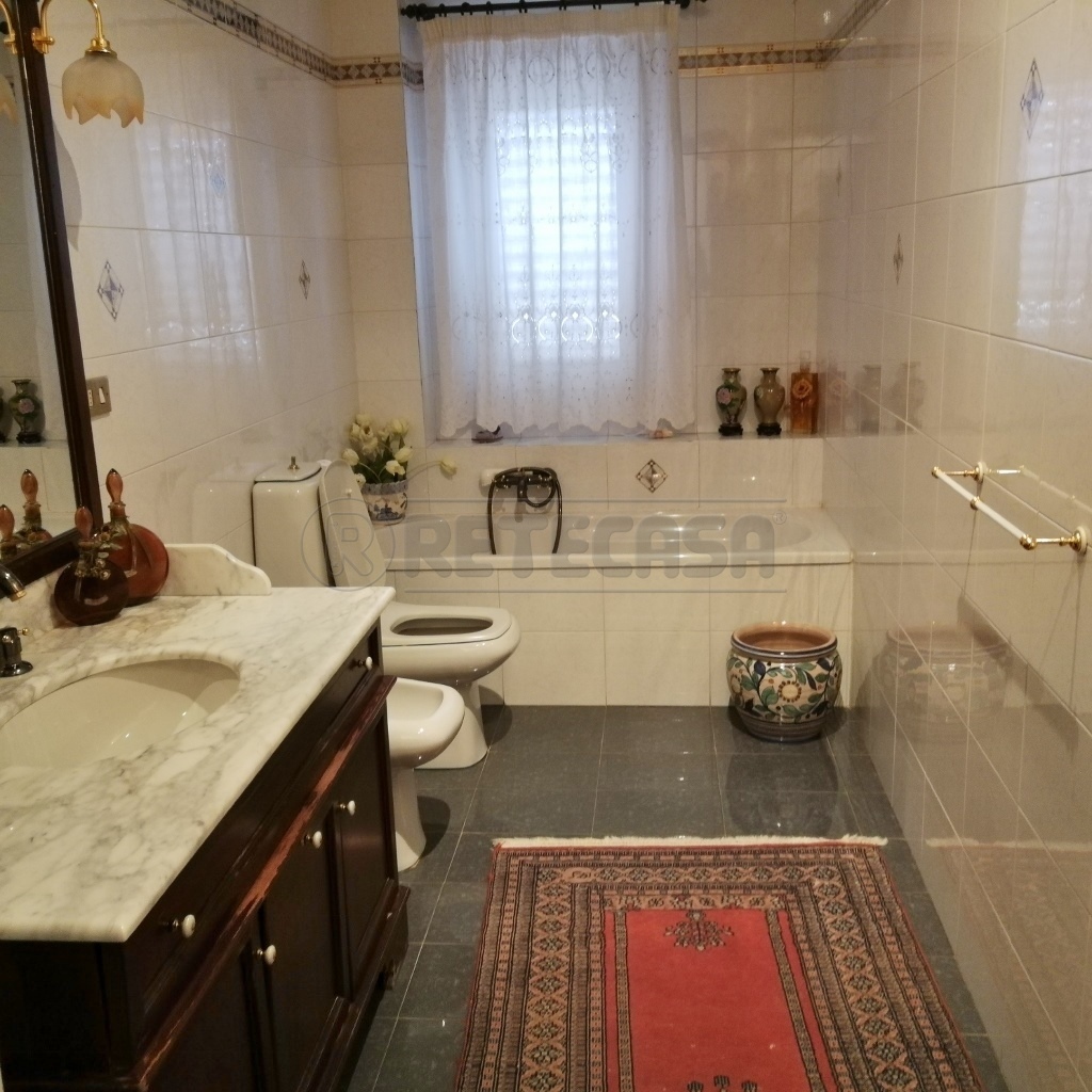 Bilocale in affitto in via niscemi 146, Caltanissetta